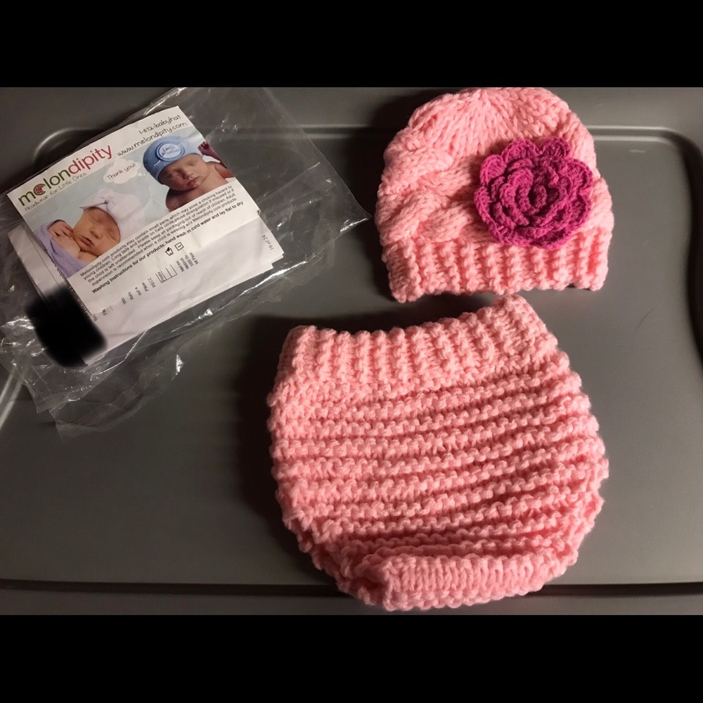 Newborn to 3 months crochet outfit